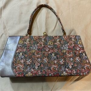 Vintage Life Stride Floral Tapestry Handbag